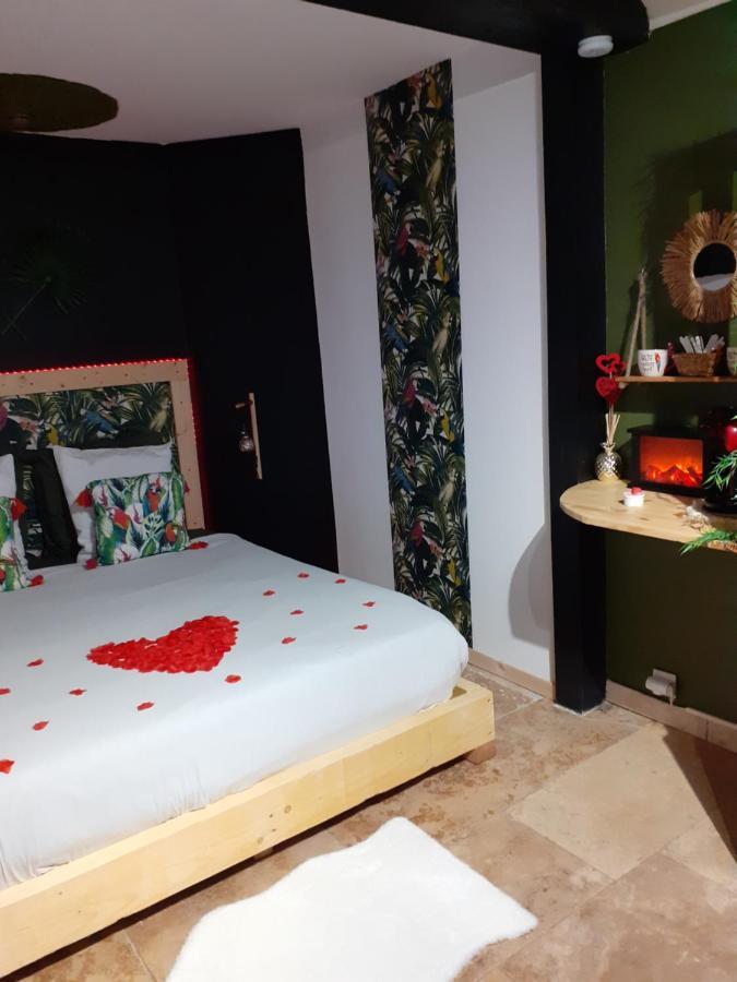 La Chambre Des Songes Saze  Экстерьер фото